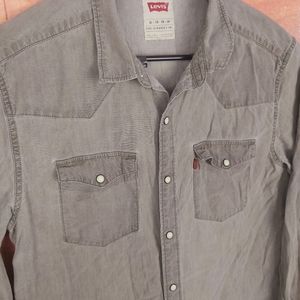 LEVI'S Slim fit western country style pearl snap button down men's shirt…
